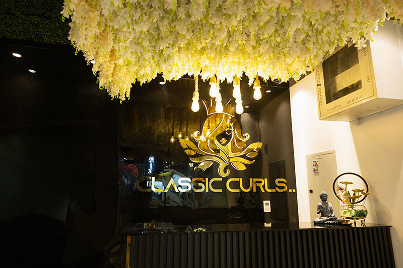 Classic Curls Interior